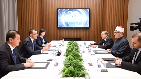 الدكتور نظير عياد