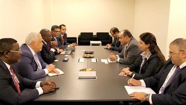 وزير الصناعة