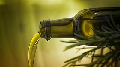 أطعمة صحية غنية بالدهون.. فاحرص على تناولها