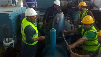 توجيهات عاجلة من رئيس شركة مياه القاهرة بشأن روافع ومحطات المياه