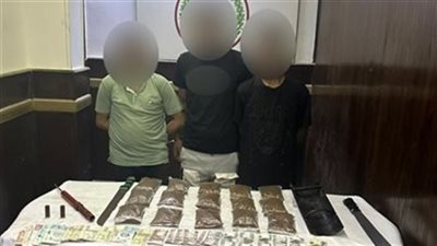 حبس 5 أشخاص بتهمة الإتجار في المواد المخدرة بالقاهرة