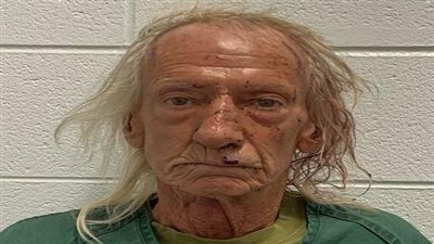 نتيجة تحريض الإعلام الغربي.. مقتل طفل وإصابة سيدة مسلمة في أمريكا على يد متطرف لتأييدهما فلسطين