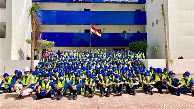 المصرية للاتصالات توفر منحًا دراسية بالجامعات المصرية لأوائل الخريجين بمدرسة وي للتكنولوجيا التطبيقية