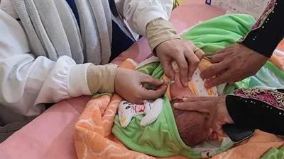 تطعيم 112 ألفًا و880 طفلا خلال سبتمبر الماضي بالمنيا
