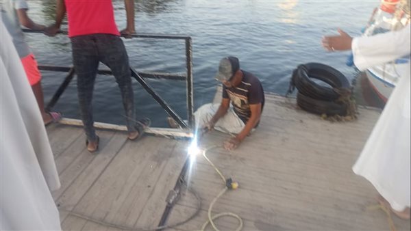 صيانة عوامة اللنشات