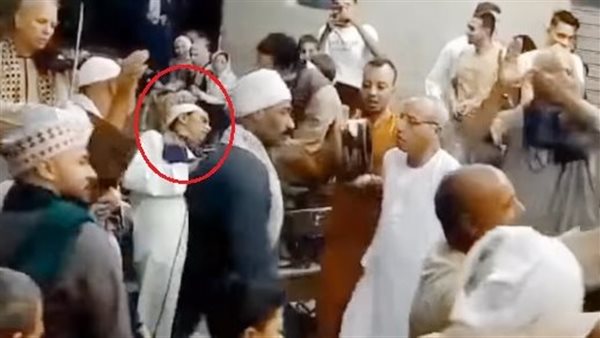 وفاة محمد عزام أحد