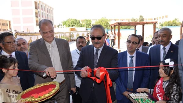 جانب من الافتتاح