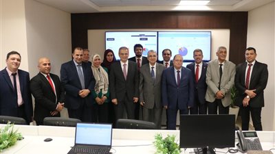 وزير الكهرباء يفتتح مركز المتابعة والتشغيل الرقمي بمقر الوزارة في العاصمة الإدارية