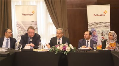 وزير العمل: مستعدون لتلقي المقترحات للاستمرار في تنفيذ برنامج العمل الأفضل