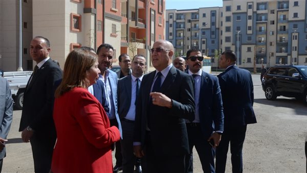 جولة وزير الإسكان