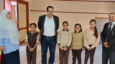 وكيل تعليم الغربية يتابع المدارس بطنطا ويشدد على التأكد من سلامة التغذية وصلاحيتها 