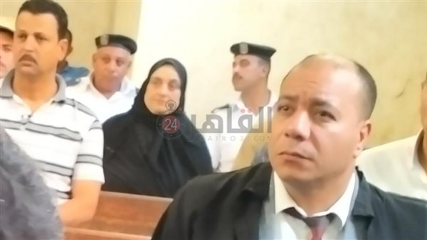 بدء محاكمة ربة منزل