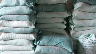 الداخلية تضبط 10 أطنان دقيق مدعم قبل بيعها في السوق السوداء