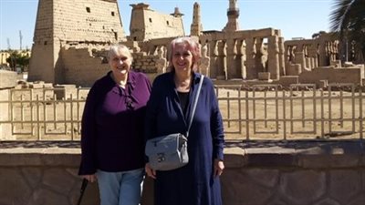 تدعم الجحيم.. تريزا وباربرا بريطانيتان بالأقصر تعارضان سياسة بلدهما تجاه الفلسطينيين