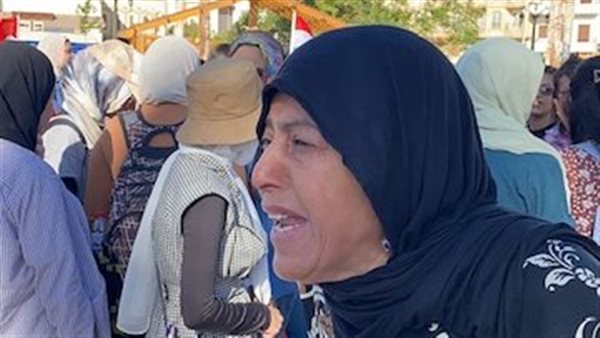 سيدة أقصرية تصرخ