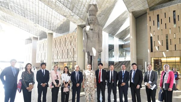 رئيس شركة تايتان