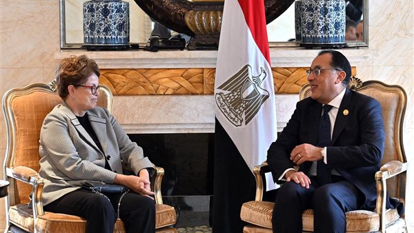 رئيس الوزراء ورئيسة