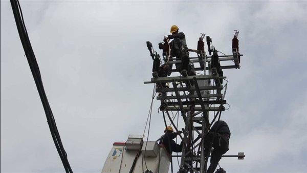 أعمدة الكهرباء -