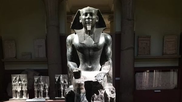  تمثال الملك خفرع