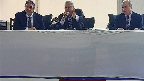 اللجنة المشرفة على