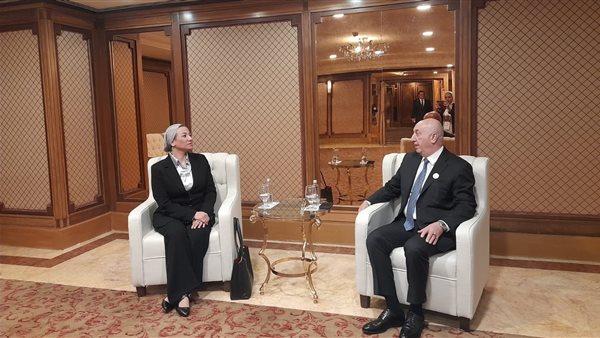 وزيرة البيئة تلتقى