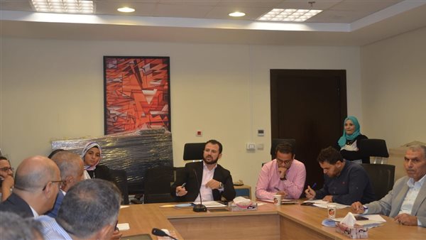 جانب من اجتماع وحدة