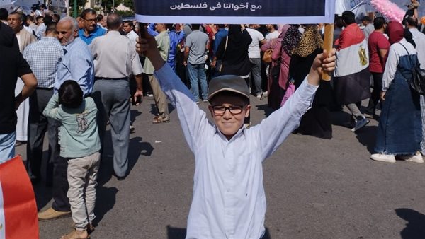 طفل من الشرقية يُندد