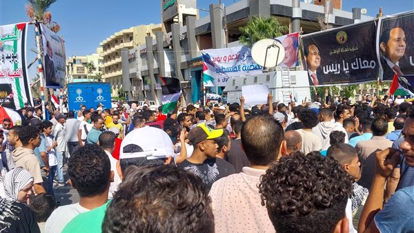 مظاهرات حاشدة في