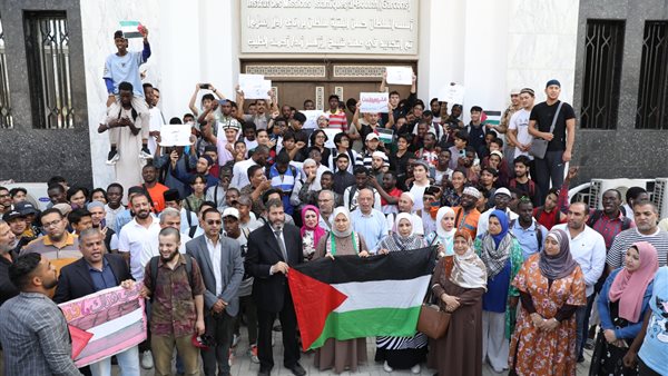 الطلاب الوافدون بالأزهر