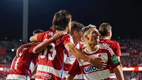 لاعبو فريق غرناطة