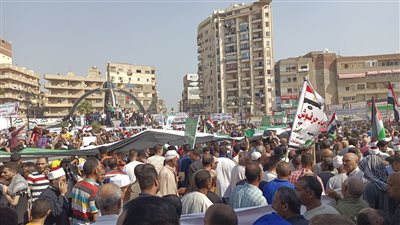 رسم علم فلسطين للصغار ومشاركة ذوي الهمم ووكيل الصحة يقود مسيرة.. أبرز مشاهد تظاهرات البحيرة| صور