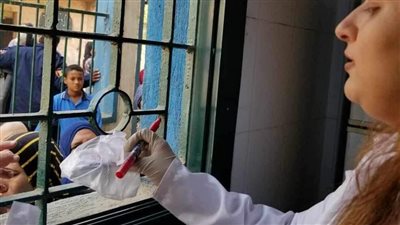 توقيع الكشف الطبي على 1901 حالة خلال قافلة بقرية الفقاعي بمركز أبو قرقاص بالمنيا