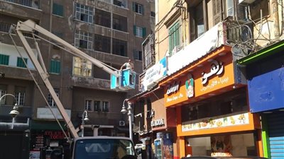 إزالة 926 إعلانا مخالفا بأحياء الثغر خلال شهر بالإسكندرية 