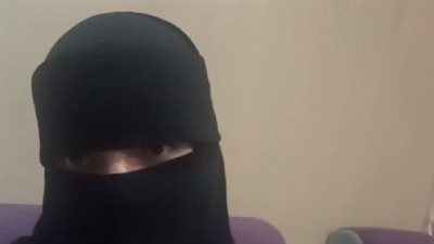 غدر الصحاب.. سيدة تستغيث من صديقتها بمطروح: طمعت في شقايا وسرقت مني مليون ونص | بث مباشر