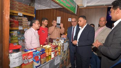 بتخفيضات تصل إلى 30%.. محافظة الدقهلية يفتتح معرضين لبيع السلع المخفضة بالمنصورة