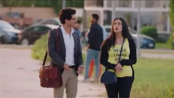 من مسلسل ورق التوت