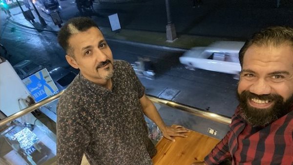 صاحب فكرة رسم علم