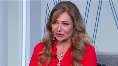  ليلى علوي: كنت رافضة أكمل دراستي بالجامعة وبعد ما العمر عدى اكتشفت إن كلام والدتي صح 