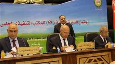 دقيقة حداد على أرواح شهداء غزة قبل بدء مؤتمر وزراء النقل العرب بالإسكندرية | بث مباشر