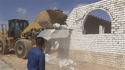 إزالة 249 حالة تعد على الأرض الزراعية خلال حملات مكبرة بمراكز المنيا