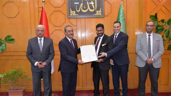 محافظا الإسماعيلية