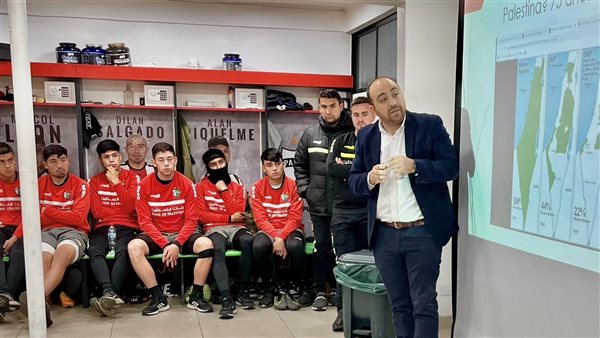 محاضرة من نادي بالدوري