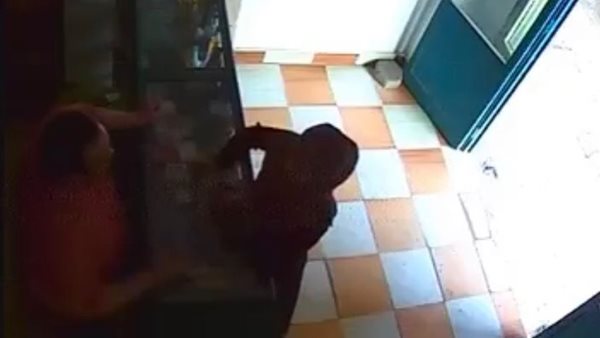 كاميرات المراقبة