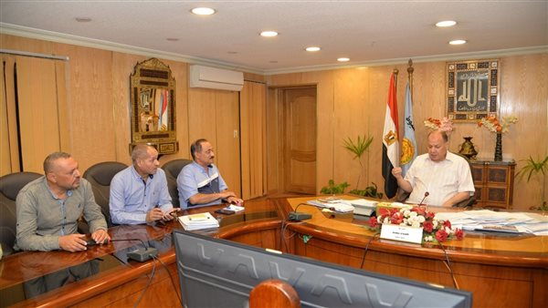 محافظ أسيوط