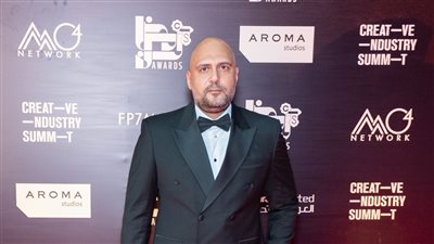 وليد فواز عن مشاركته في مسلسل صوت وصورة: كنت بخاف من الشخصية السلبية.. وحنان مطاوع ممثلة كبيرة