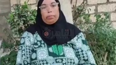 سيدة تعثر على كيس بداخله 35 ألف جنيه وتعيد المبلغ لصاحبه بالفيوم 