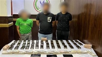بقيمة 150 مليون جنيه.. تفاصيل ضبط 3 عناصر إجرامية بحوزتهم 121 طن مواد خام لتصنيع المخدرات | بث مباشر