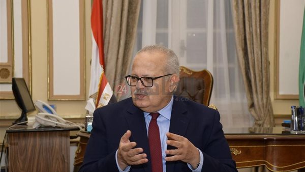 رئيس جامعة القاهرة