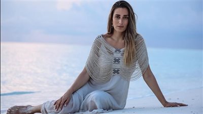 عاشقة الفريد من نوعه وفاقدة معاني الأمان.. أمينة خليل المتلونة صاحبة القضايا العصرية في أعمالها |تقرير