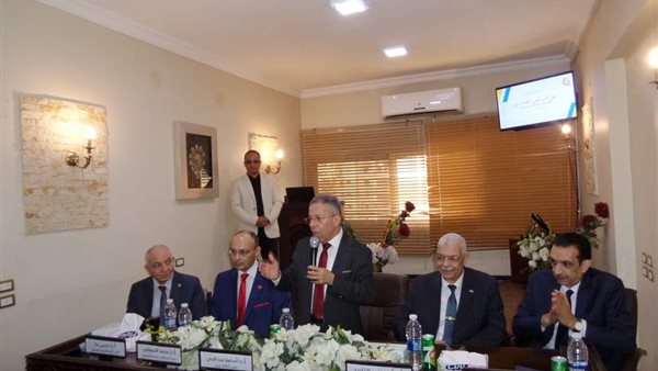 نقيب أطباء مصر ورئيس